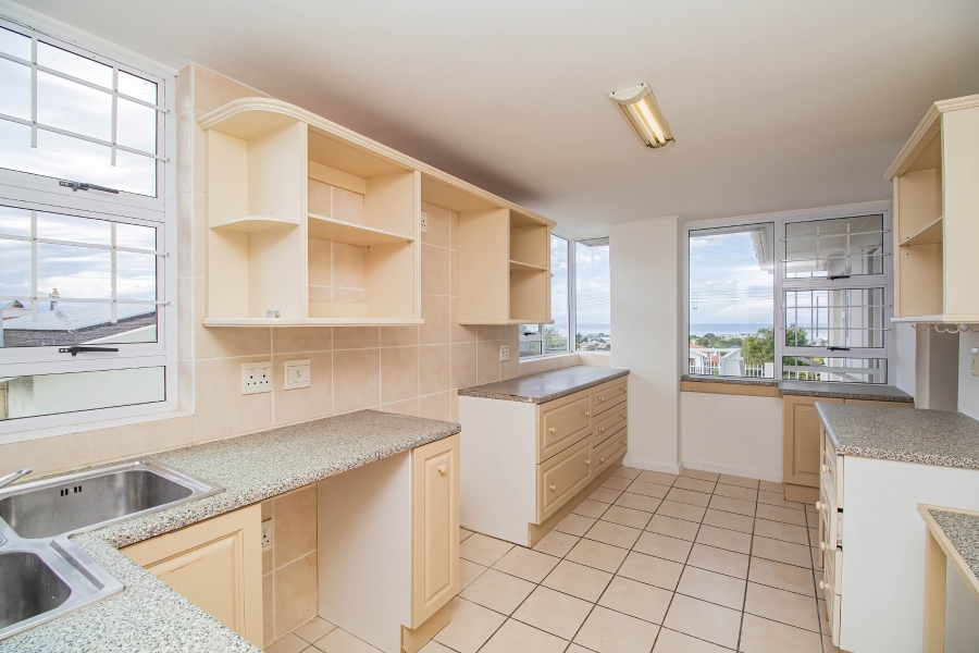 3 Bedroom Property for Sale in Upper Robberg Western Cape